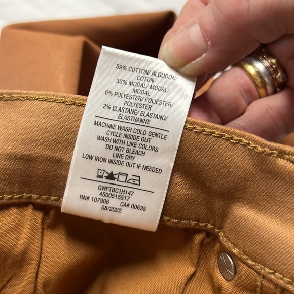 Hudson Barbara High Rise Baby Bootcut Coated Jeans Size 33/16 Caramel Cafe - Picture 11 of 15